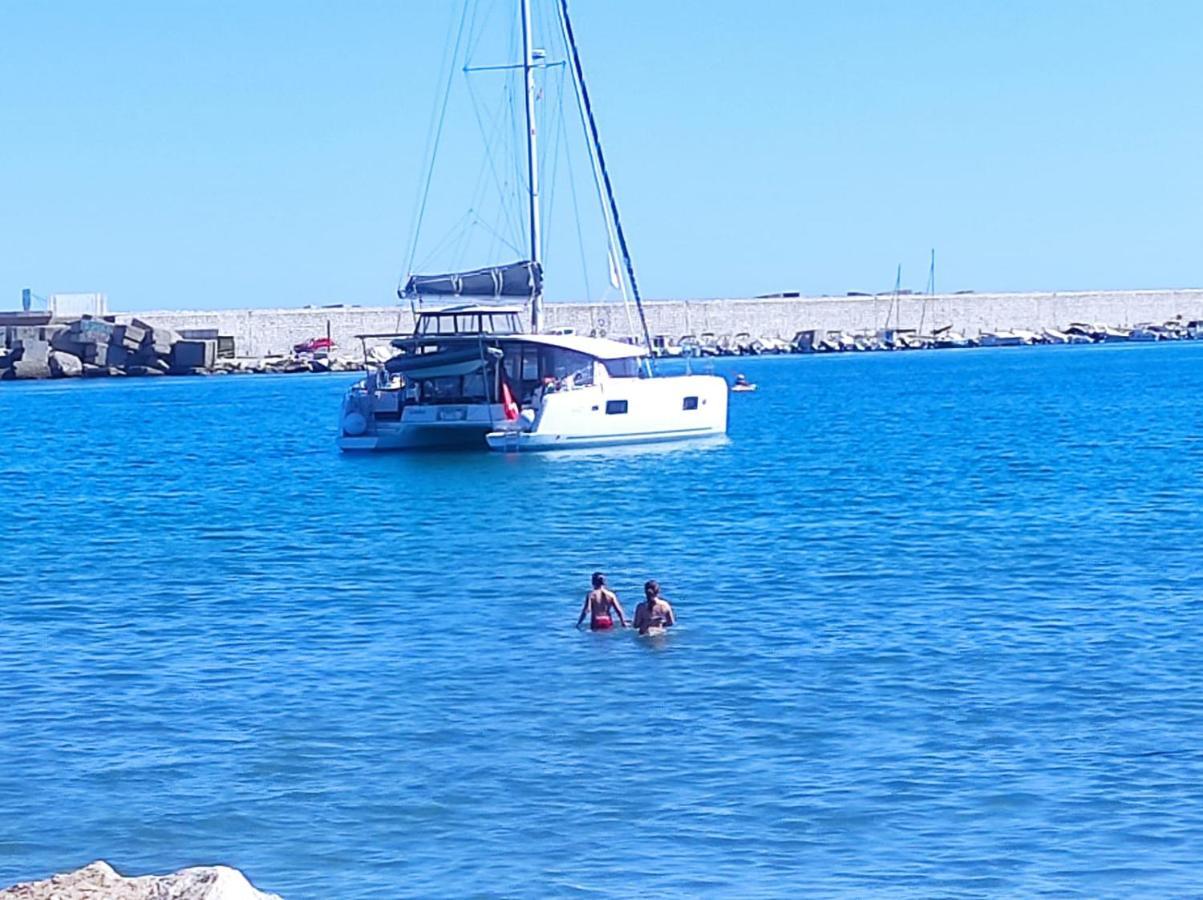 פואנגירולה Los Boliches Holidays Suites מראה חיצוני תמונה